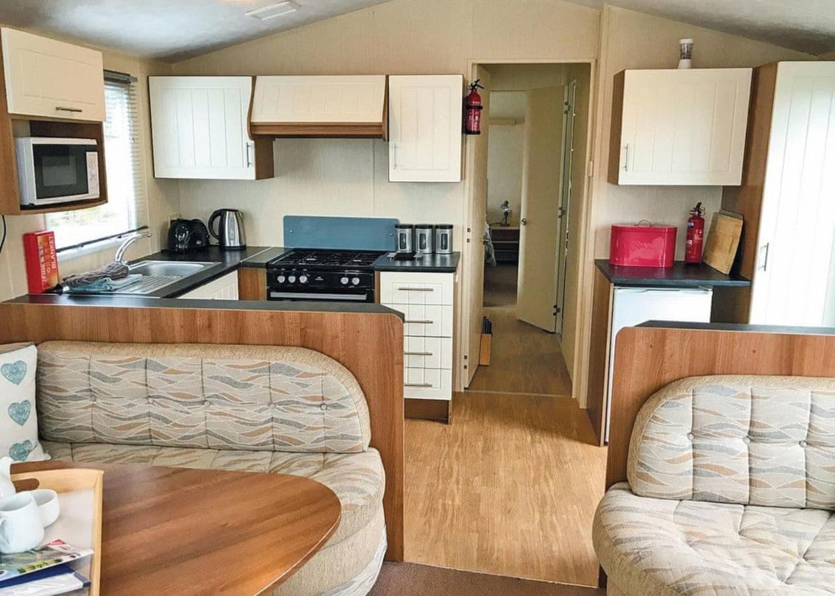Fishguard Bay Resort Llanllawer Buitenkant foto